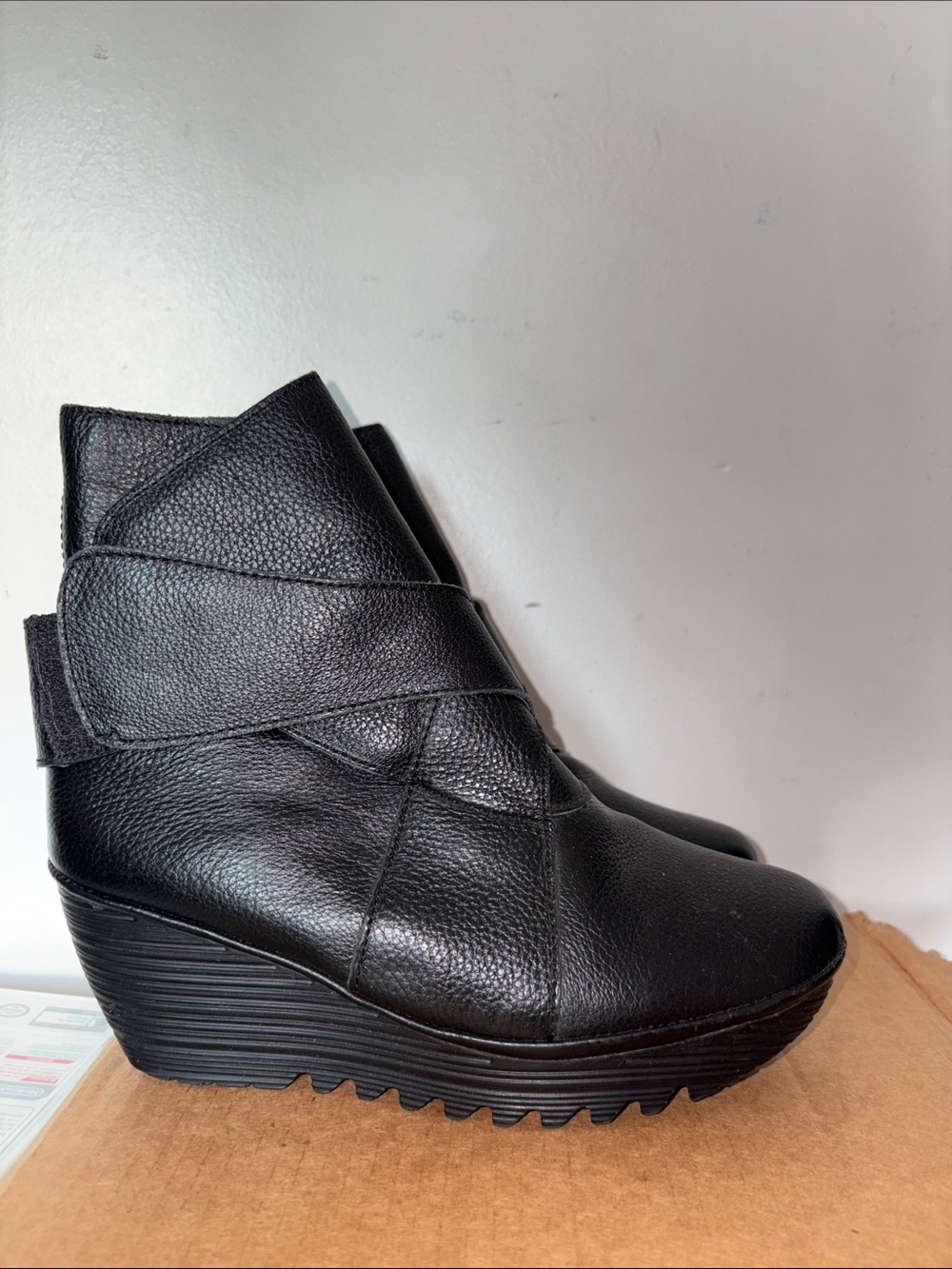 Bernie Mev Women's Wedge Ankle Boots size 38